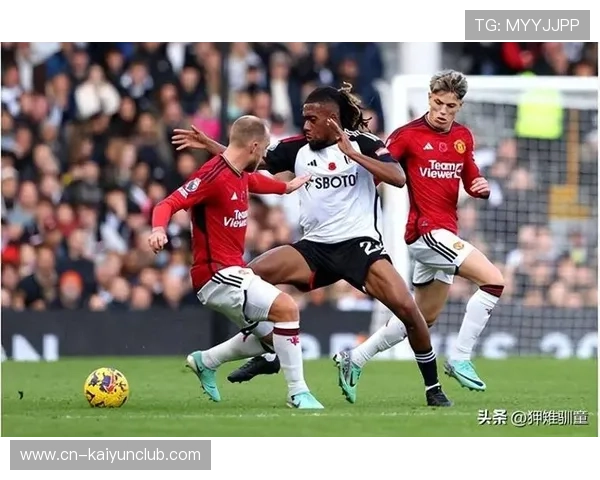 曼联投入巨大仍需继续补强：未来之路任重而道远