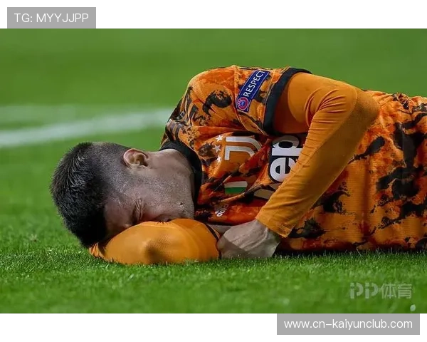 尤文连续短传配合撕开中路防守 尤文连续短传配合撕开中路防守